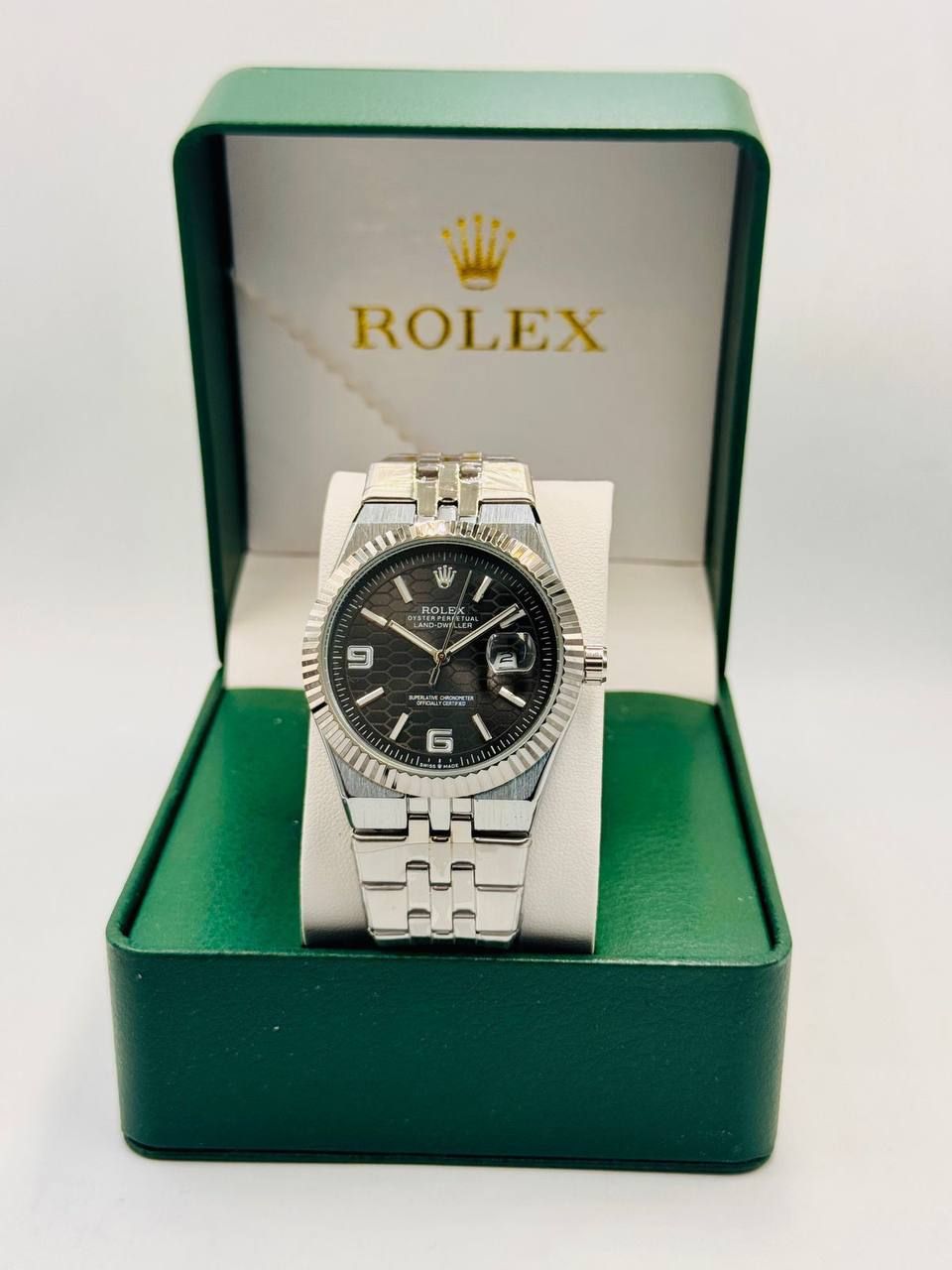 Classic Oyster Land-Dweller Honeycomb Watch – Rolex-Inspired Premium Edition (Copy 1) | D-E01 – Image 9