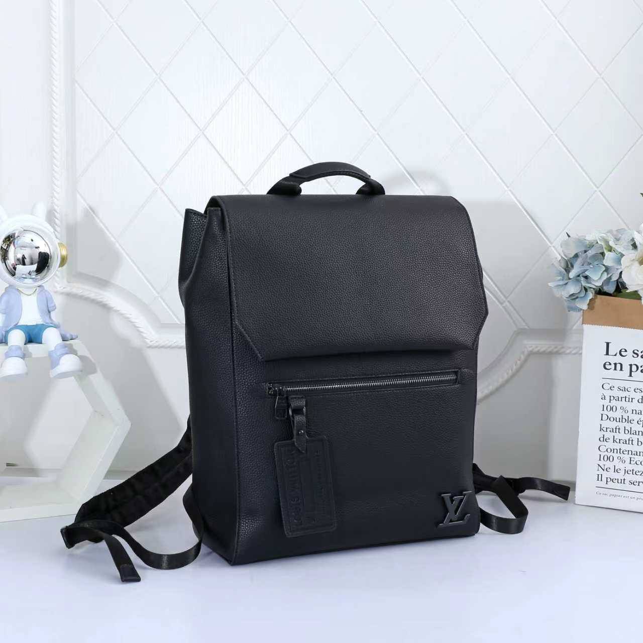 Luxury Monogram & Black Leather Backpack – The Ultimate Blend of Function & Style | D-E14 – Image 7