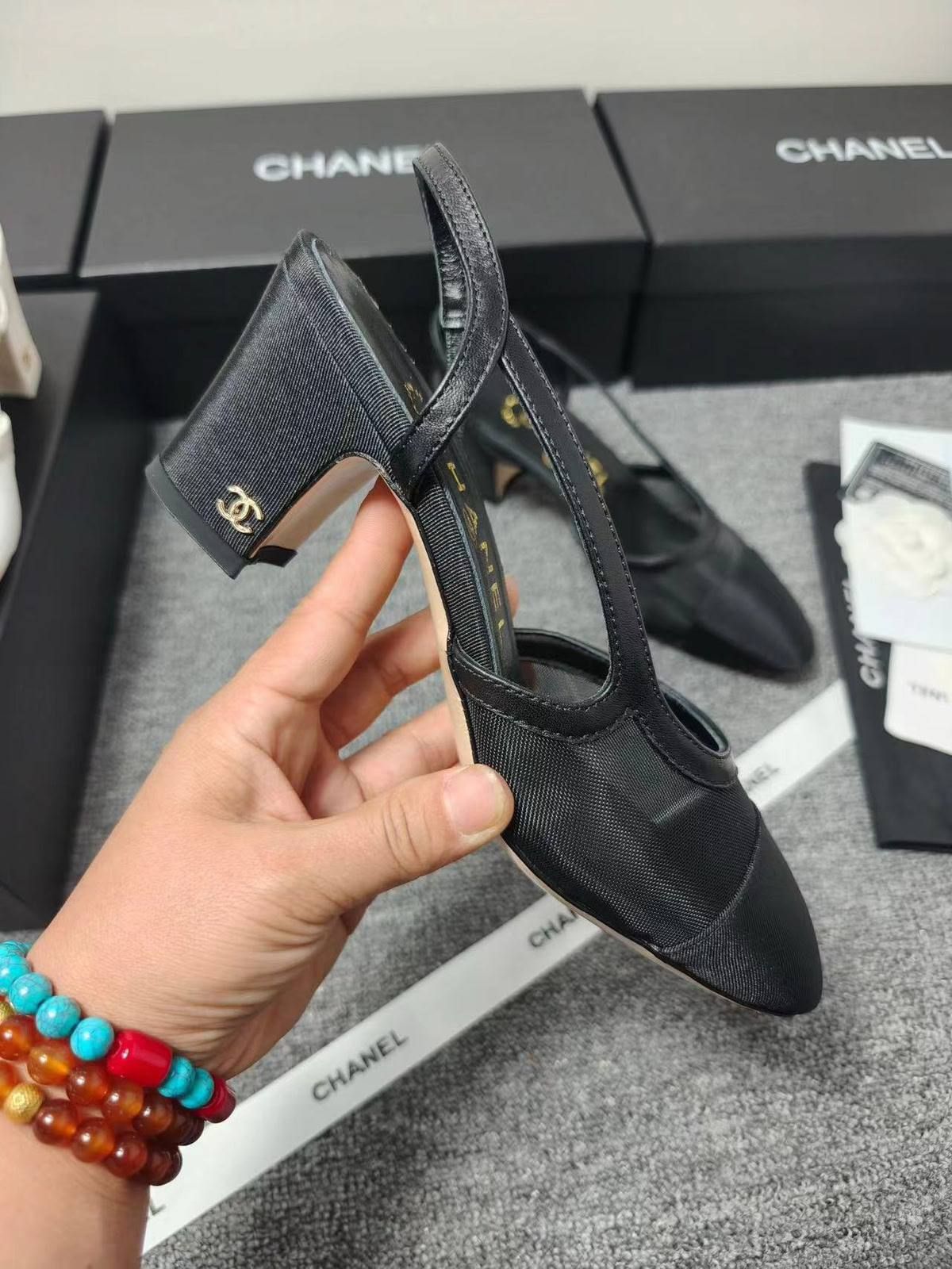 Chanel Inspired Quilted Summer Slides - High-Quality Premium Flat Sandals | D-E46 – Image 2