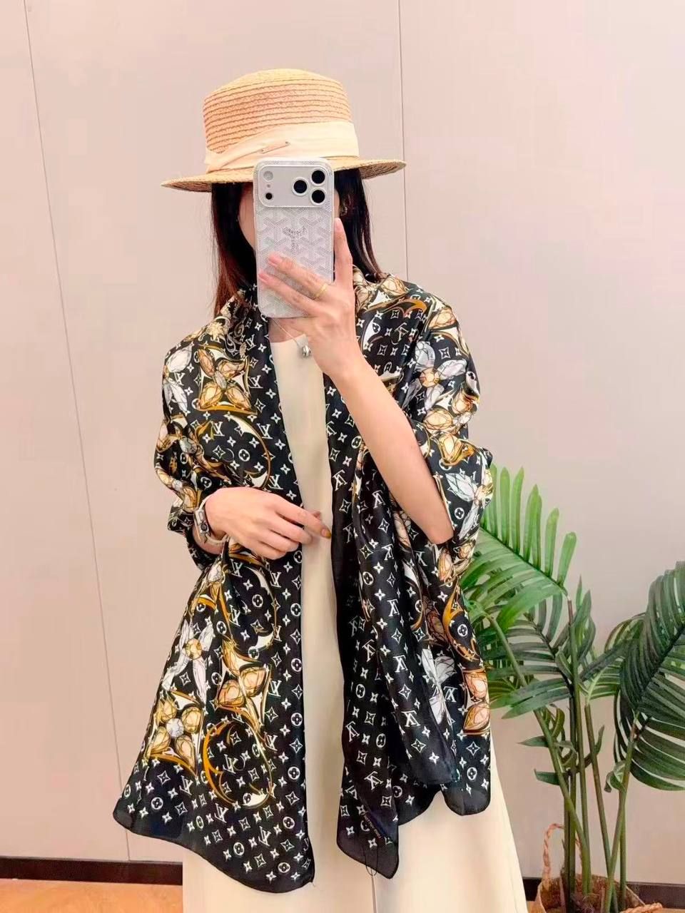 Designer Luxury Scarves (Copy One) – Soft & Elegant Statement Scarves for the UAE | D-E47 – Image 7