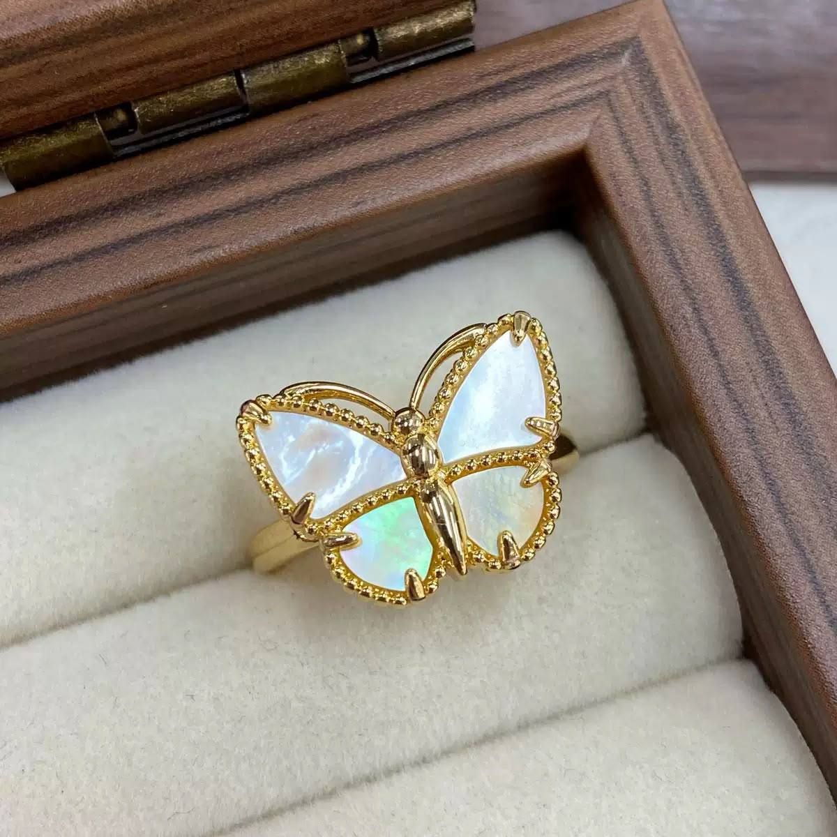 Van Cleef Butterfly Jewelry Set High Master | Necklace, Bracelet, Ring & Earrings UAE | D-E56 – Image 2
