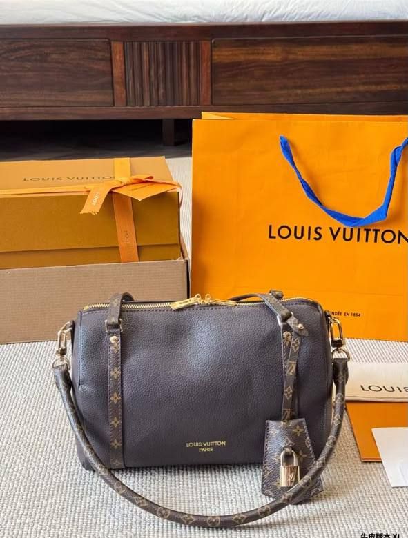 Louis Vuitton High Master Luxury Bag | Elegance & Versatility | UAE | D-E56 – Image 5