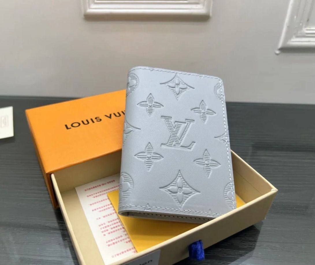 Louis Vuitton Mini Wallet (Copy One) – Compact Designer Wallet & Smart Storage in the UAE | D-E43 – Image 6