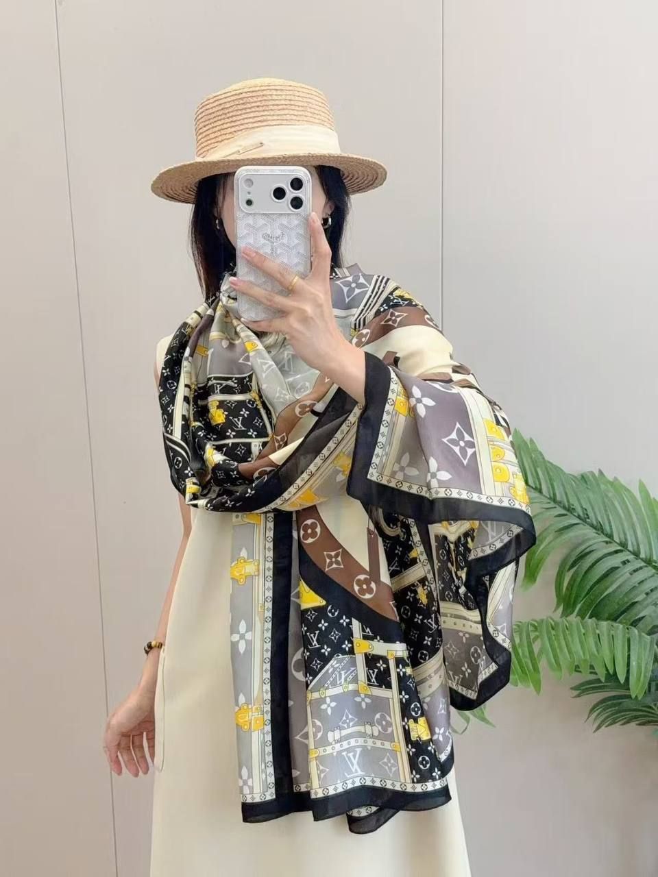 Designer Luxury Scarves (Copy One) – Soft & Elegant Statement Scarves for the UAE | D-E47 – Image 36