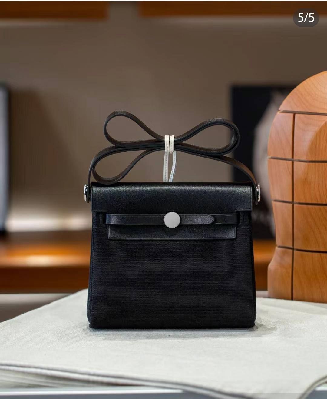 Luxury Black Crossbody Bag - Premium High Master Edition | D-E23 – Image 1