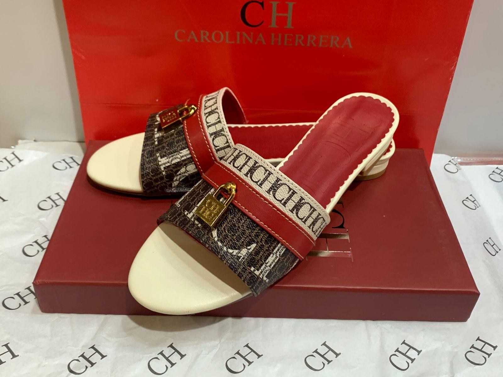 CH Inspired Elegant Women's Slides - Chic & Comfortable Flat Sandals | D-E46 – Image 1