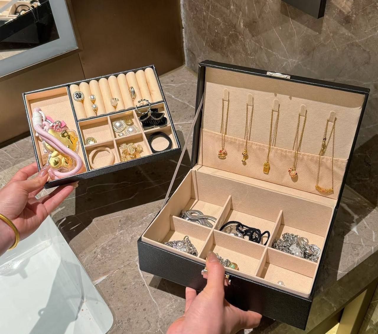 Premium Velvet Jewelry & Accessories Organizer Box – Elegance in Every Detail | D-E49 – Image 4