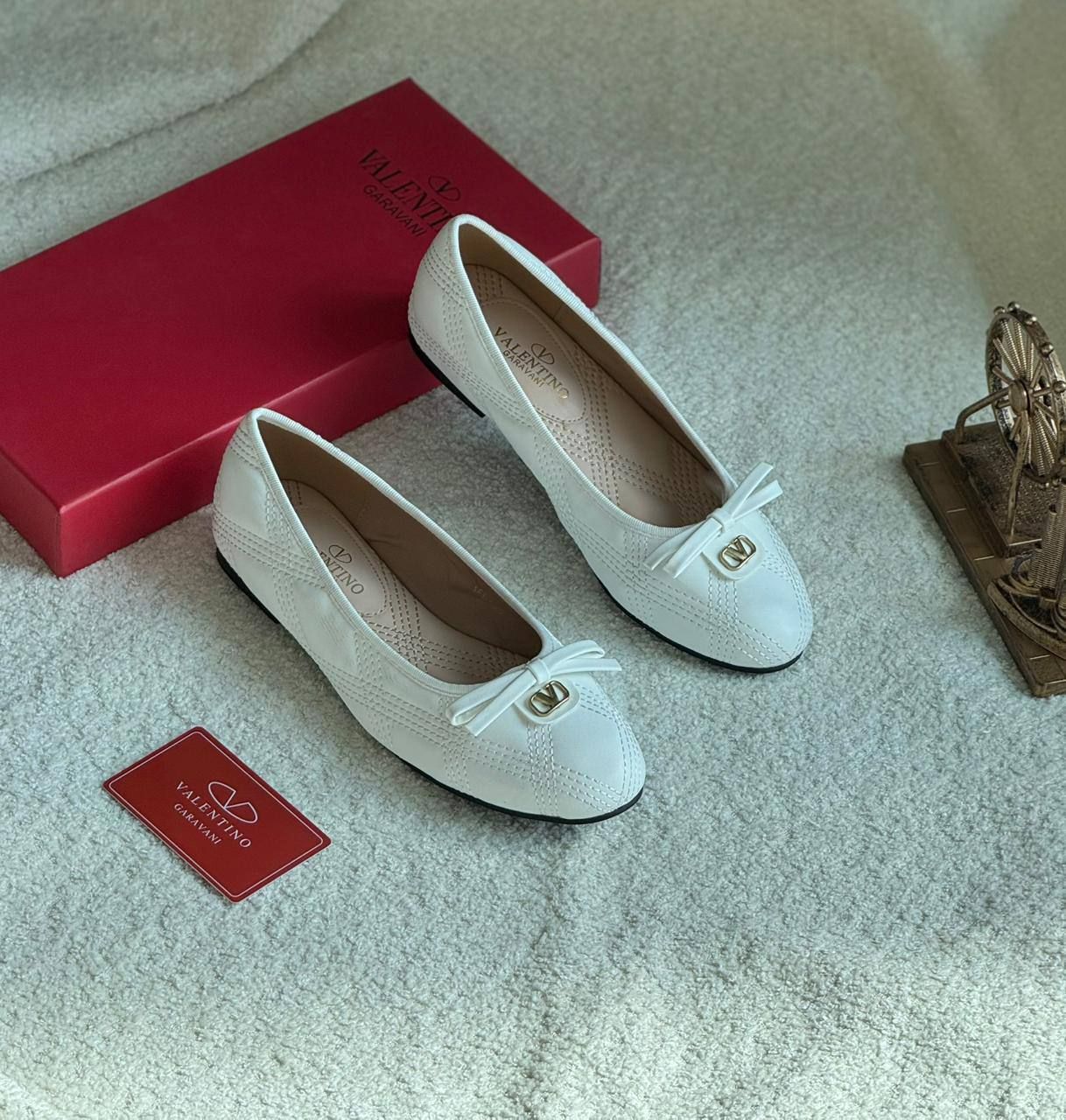 حذاء باليرينا نسائي راقٍ من VALENTINO – نعومة فائقة وأناقة يومية مريحة | D-A46 – Image 4
