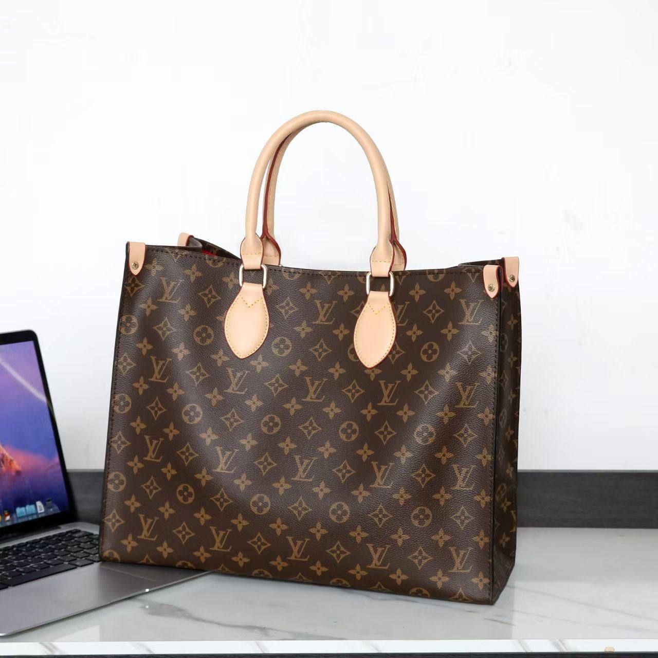 Luxurious "Louis Vuitton OnTheGo" Tote Bag – Available in All Colors | D-E14 – Image 8