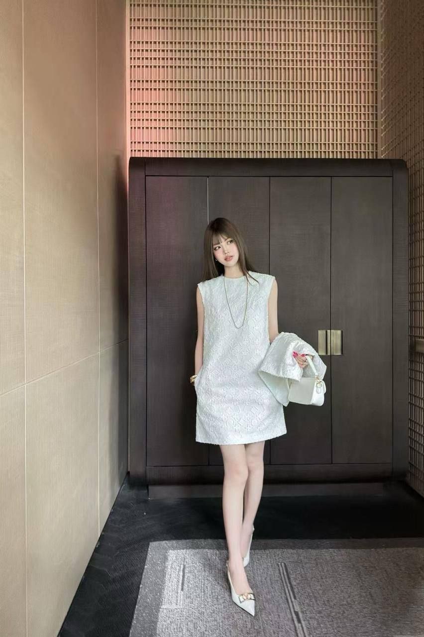 فستان "Gucci" الأيقوني الفاخر – عراقة التصميم بجودة (كوبي ون) | D-A47 – Image 4