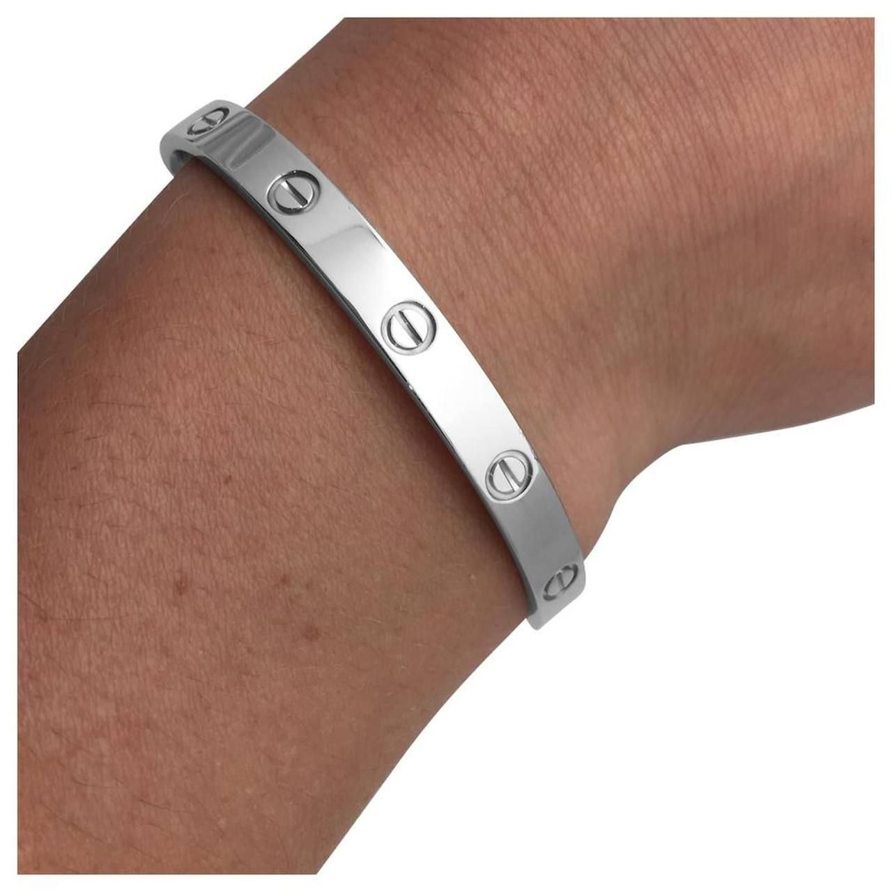 اسوارة كارتير (Cartier) الأصلية مع مفتاح الربط | فخامة الأساور النسائية باللونين الذهبي والفضي في الإمارات | D-A26 – Image 2