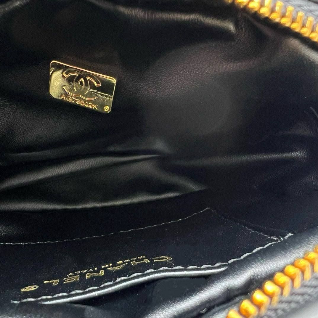 Chanel Mini Oval Crossbody Bag "31 Rue Cambon" - Premium High Quality | D-E16 – Image 13