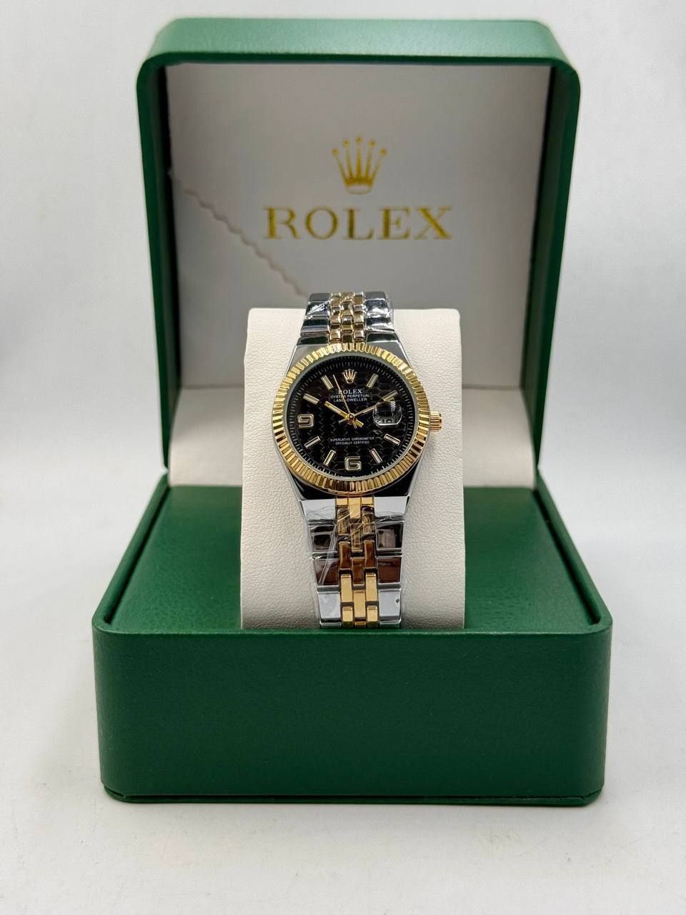 Classic Two-Tone Honeycomb Watch – Rolex-Inspired Design (Premium Copy 1) | D-E01 – Image 3