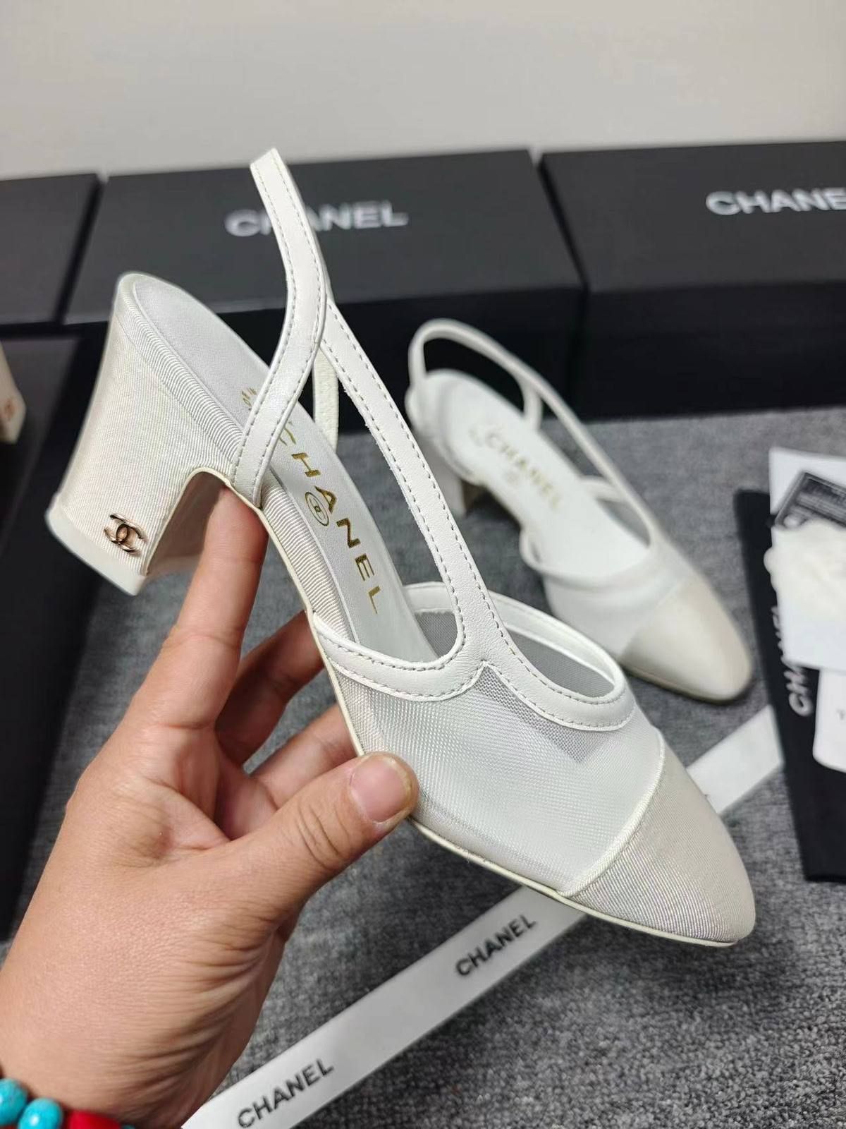 Chanel Inspired Quilted Summer Slides - High-Quality Premium Flat Sandals | D-E46 – Image 1