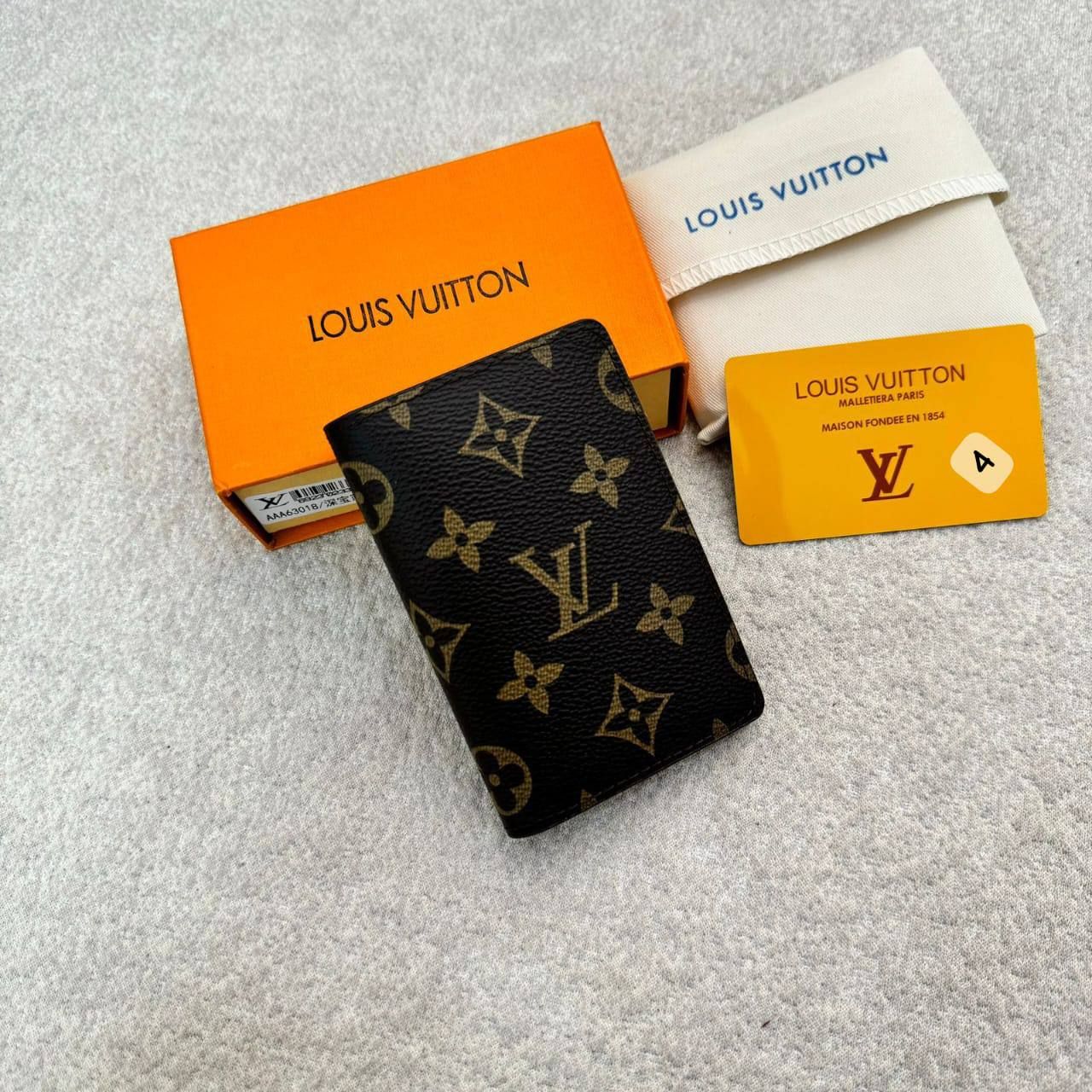 Louis Vuitton Men's Wallet – Luxury Designer Leather Wallet with Smart Storage in the UAE | D-E43 – Image 5