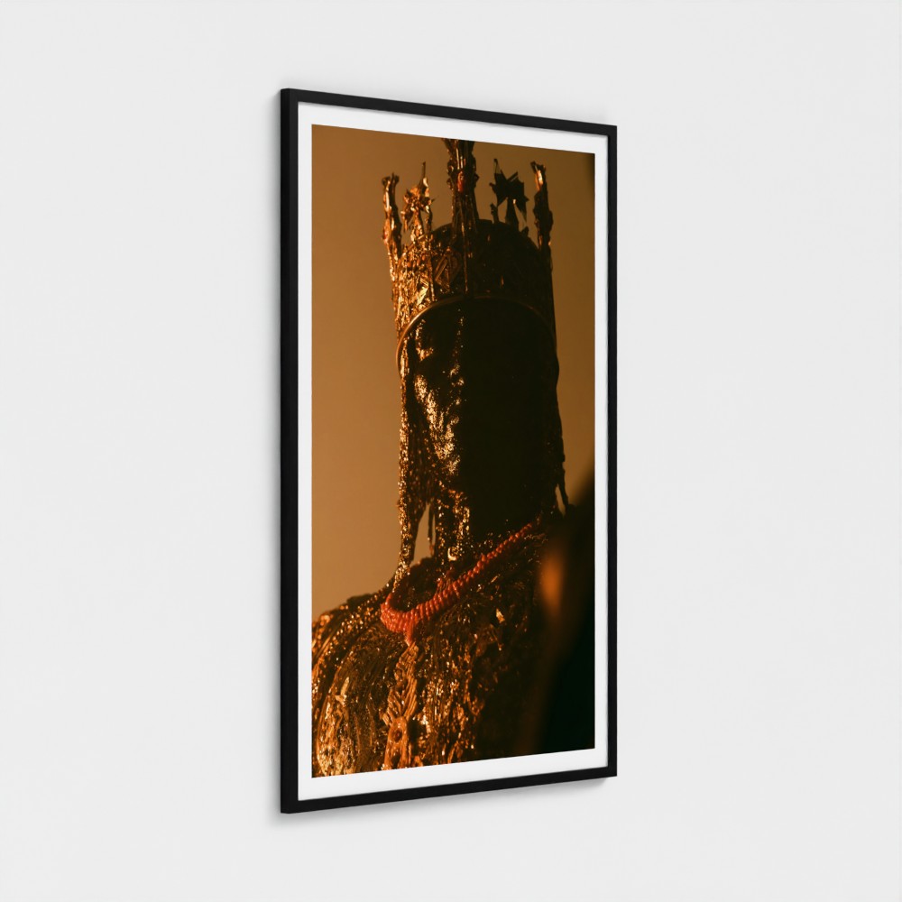 THE WEIGHT OF GOLD – Image 2
