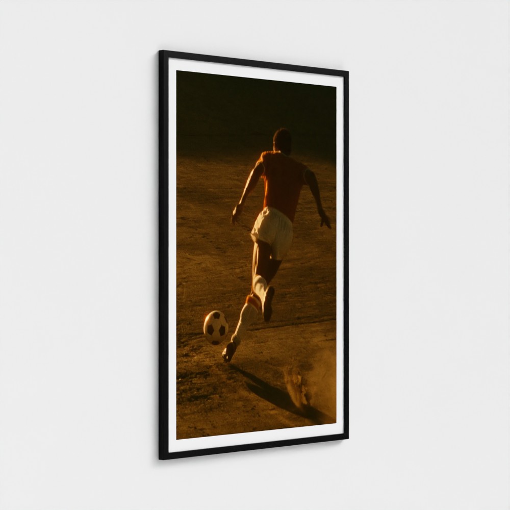 THE HOURS NO ONE SAW – Image 2