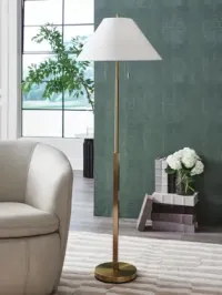 Haigwood Metal Floor Lamp (1/CN) – Image 1
