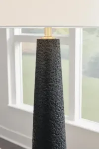 Hallburg Poly Floor Lamp (1/CN) – Image 3