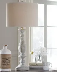 Bernadate Poly Table Lamp (2/CN) – Image 1