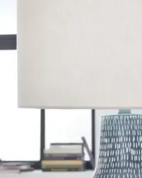 Schylarmont Metal Table Lamp (1/CN) – Image 3