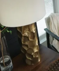 Marshawn Metal Table Lamp (1/CN) – Image 3