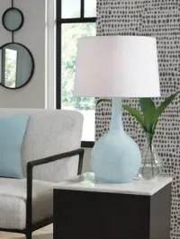 Rylanton Glass Table Lamp (1/CN) – Image 1