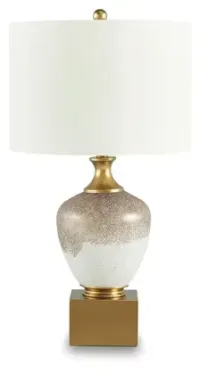 Tavisburg Glass Table Lamp (1/CN) – Image 2
