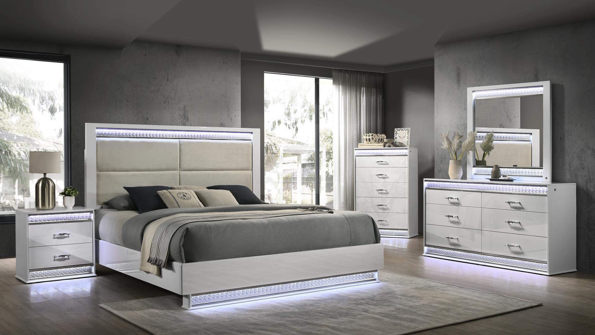 Glam Bedroom set in White – Image 1