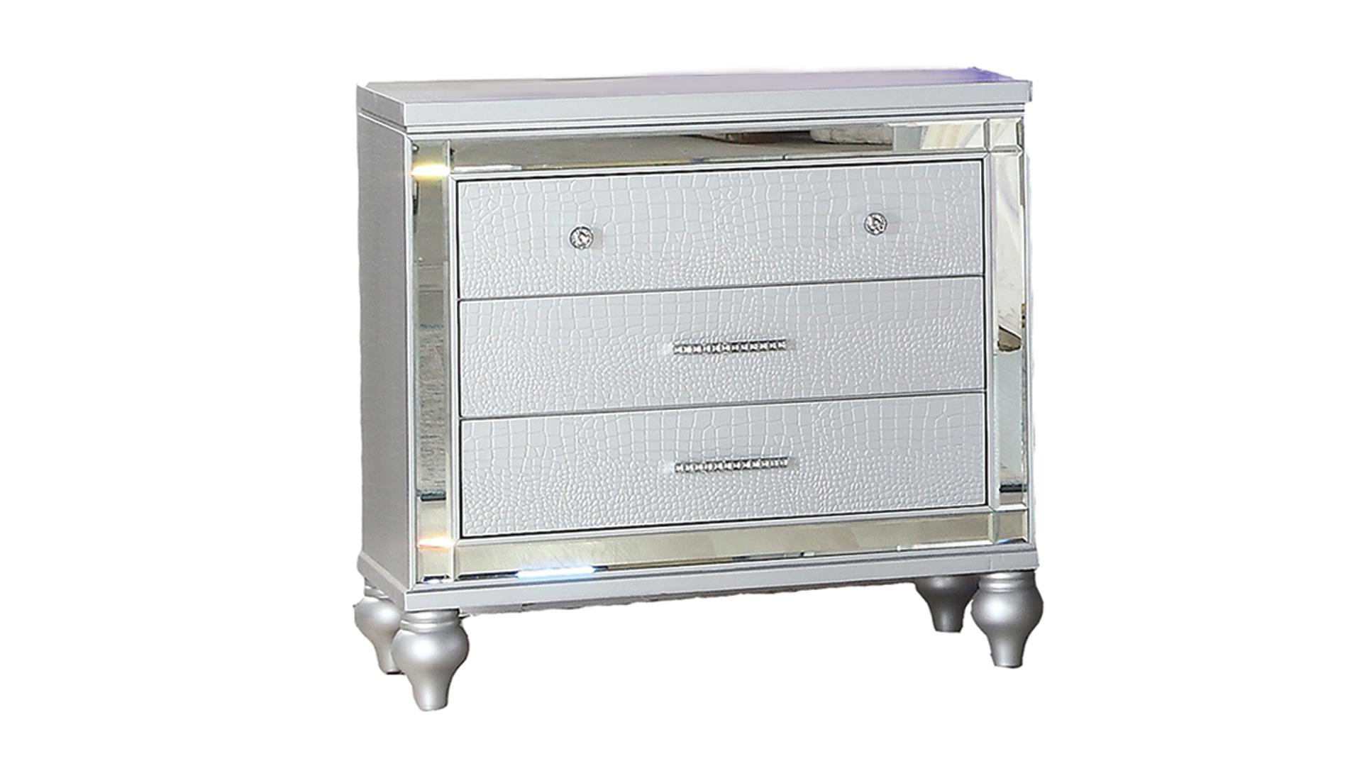 Sterling Bedroom Set in Silver – Image 5