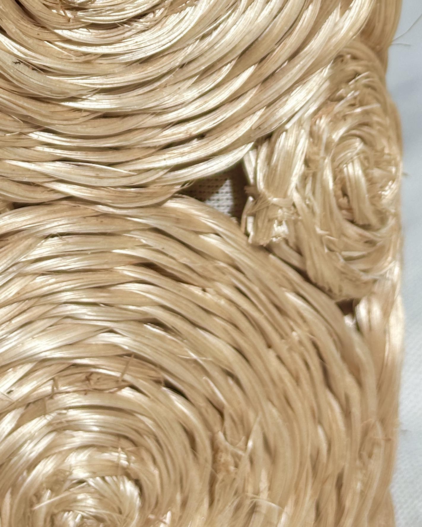 Colō Colēre Hand-Braided Abaca Crossbody-Hand Bag  – Image 11