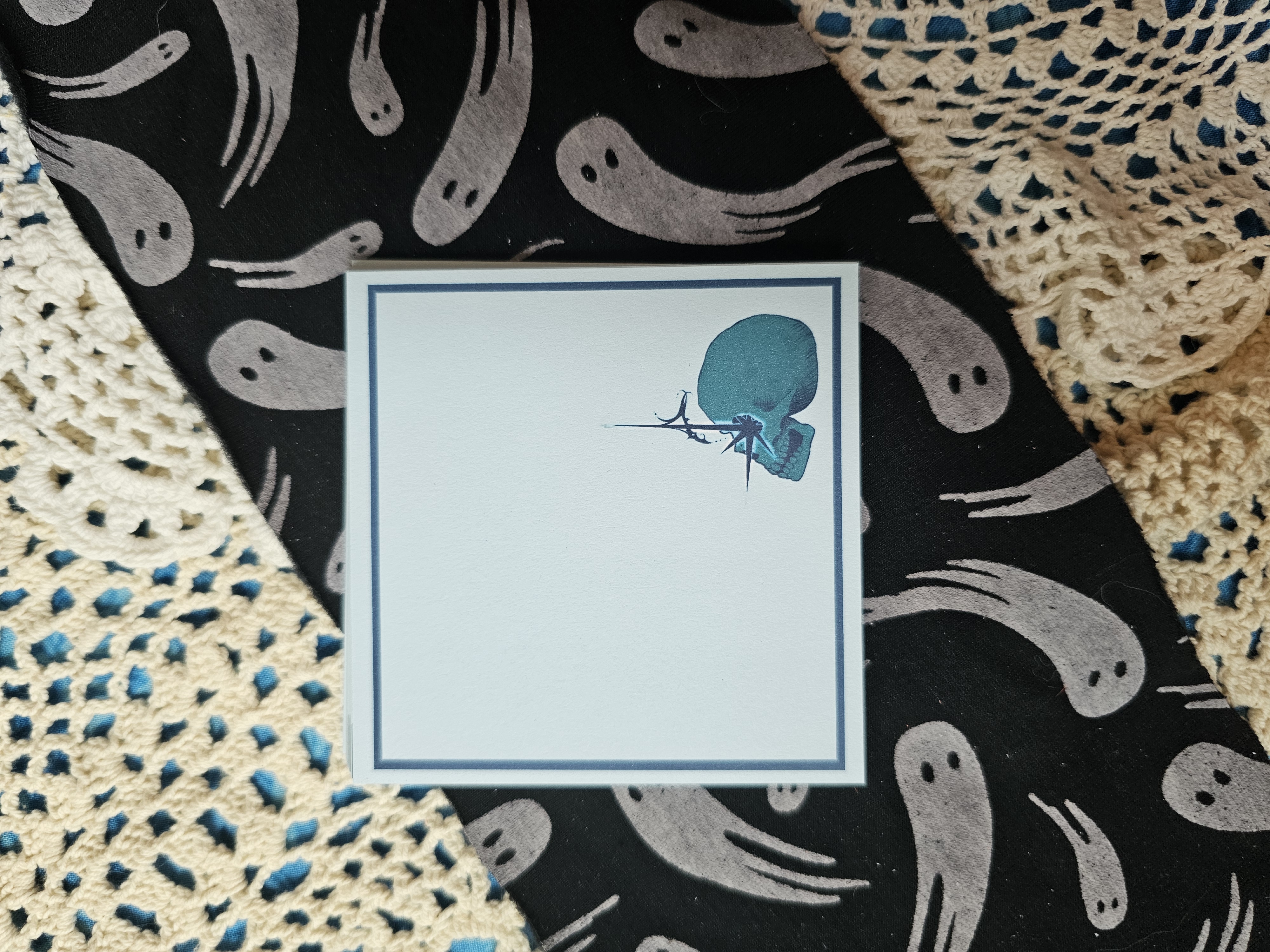 Notepad Small Piercing Skull  – Style 1