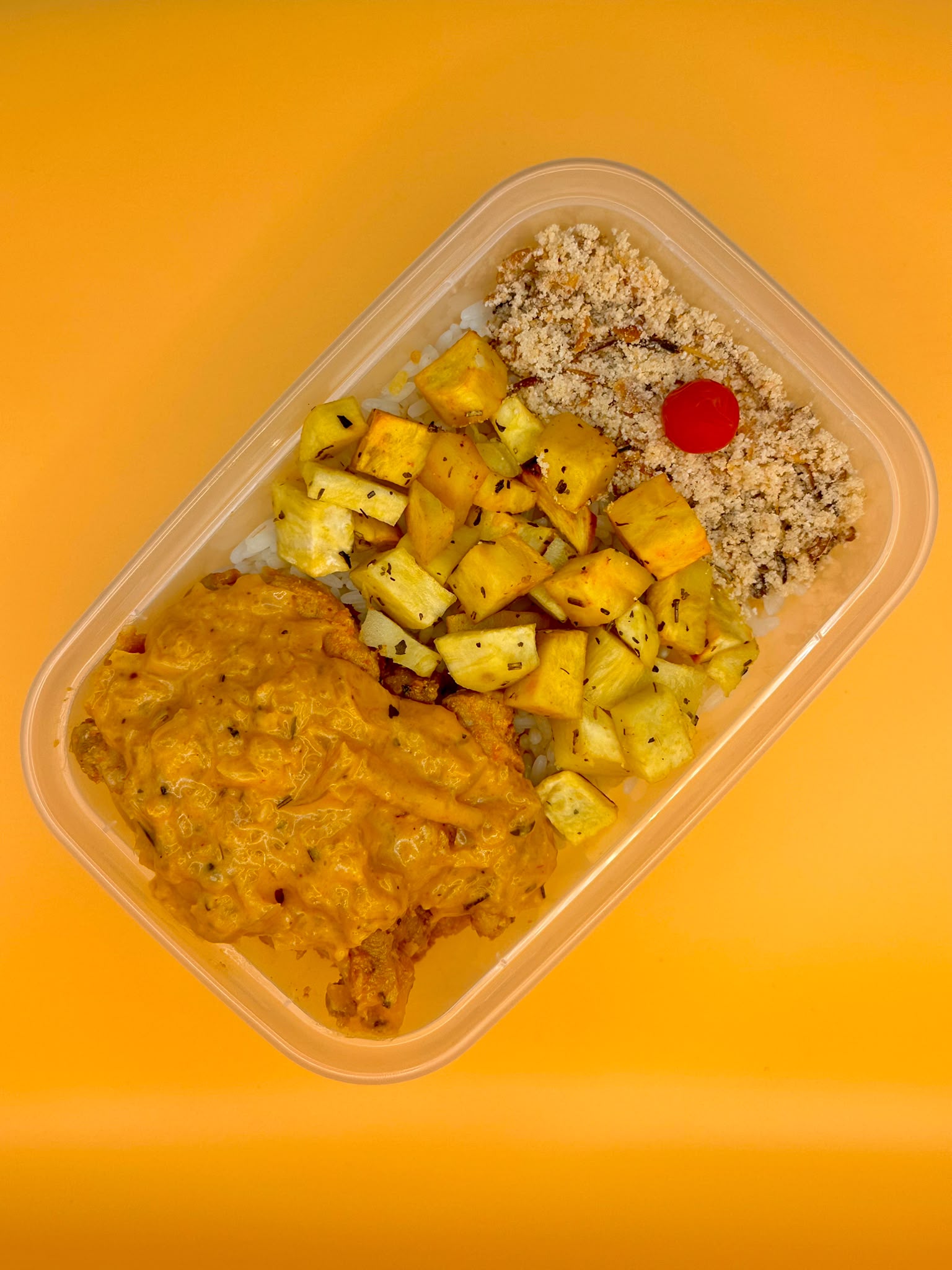 Pork loin with onion gravy rustic white sweet potato, white rice and crispy onion farofa – Image 2