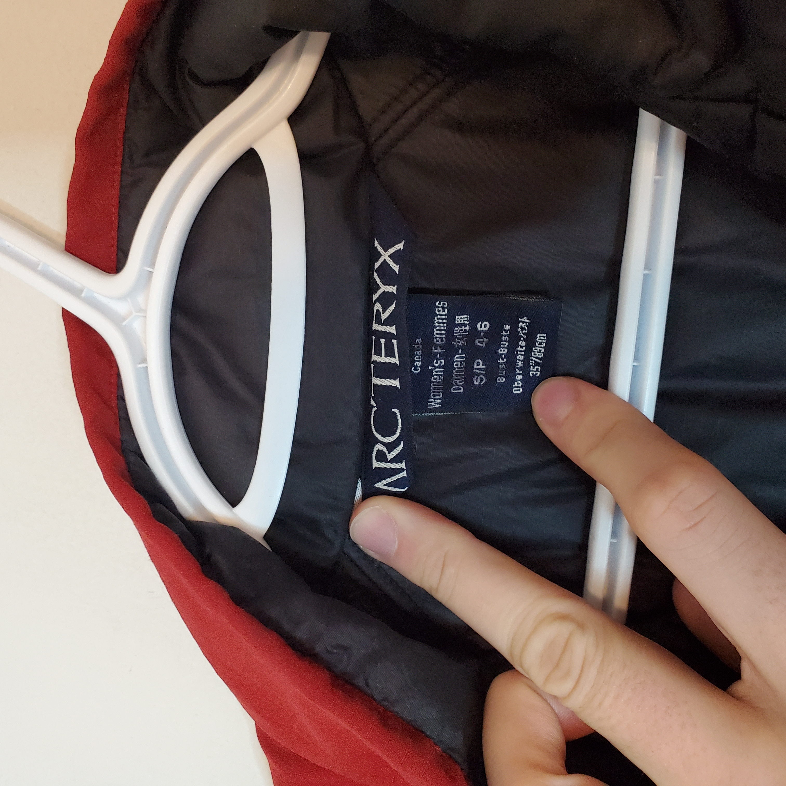 Vintage Arc'teryx Light Puffer Jacket Orange Size S – Image 8