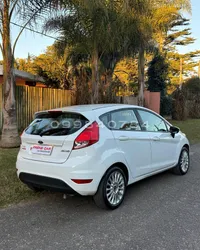 FORD FIESTA SE 1.6 16v A/T EXTRAFULL – Image 2