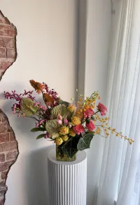 Say It Louder Vase Arrangement – Overflow