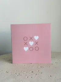 XOXO Kisses Card – Image 1