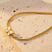 Gold Butterfly Pendant Chain Bracelet – Image 3
