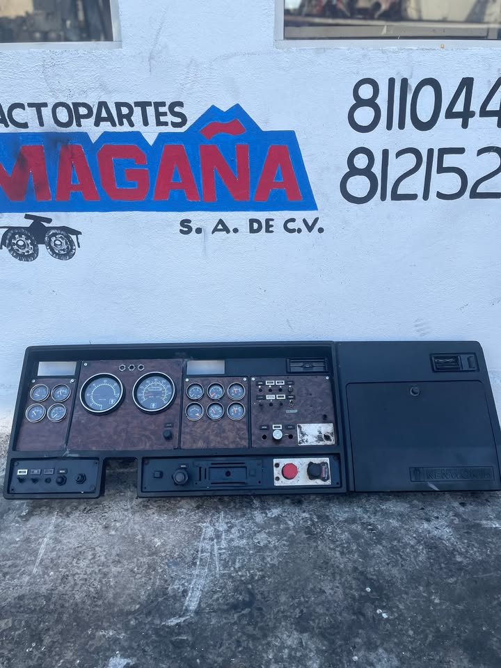 Tablero Completo Unidad Kenworth Original Tipo Viejo – Image 2