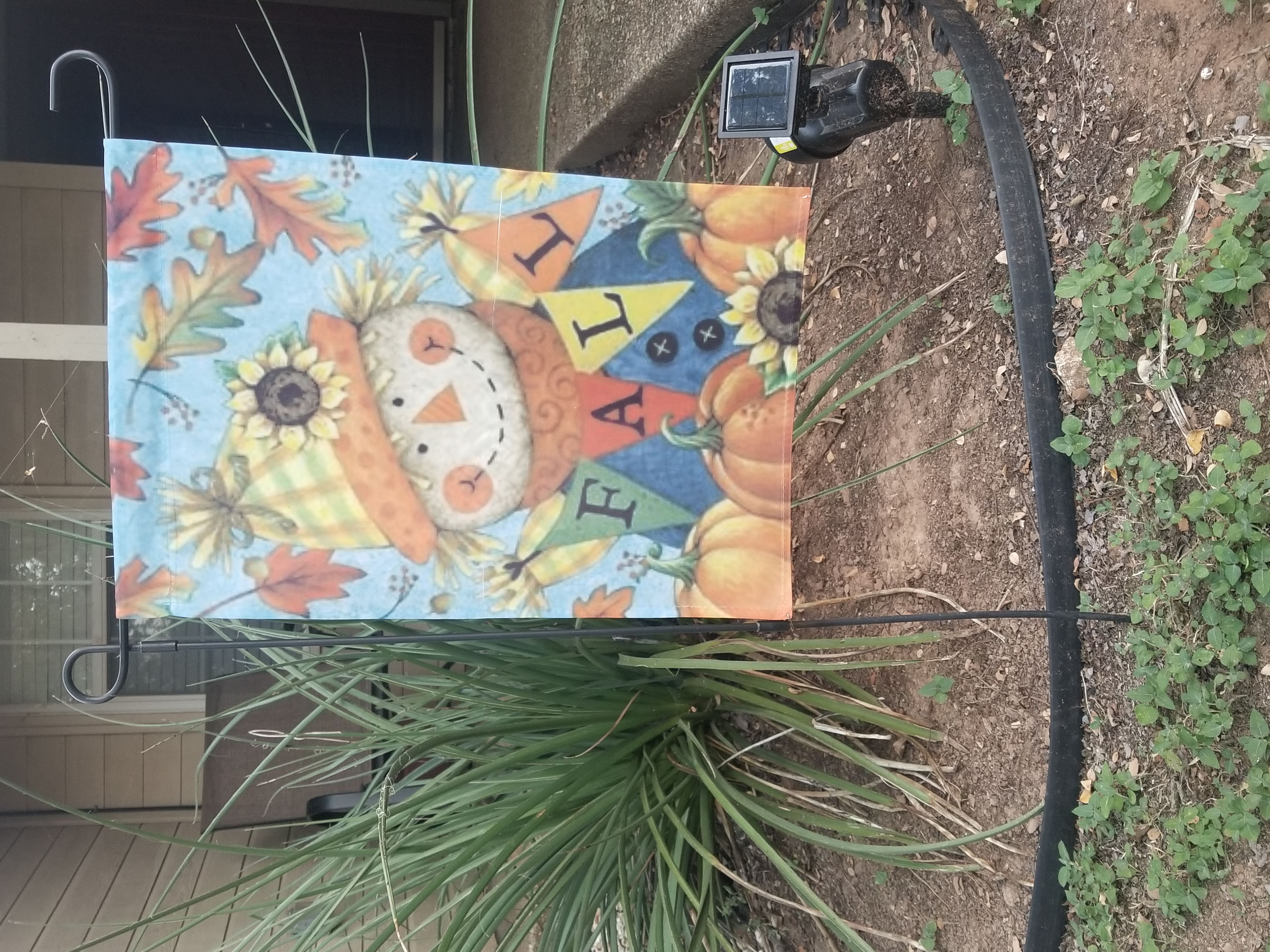 Garden Flags – Image 11