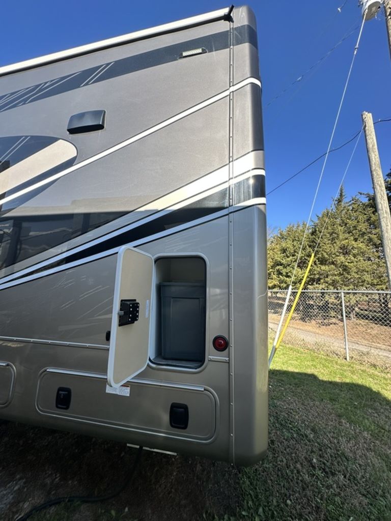 2025 DRV Mobile Suites Luxury 41 RKDB (8967) – Image 12