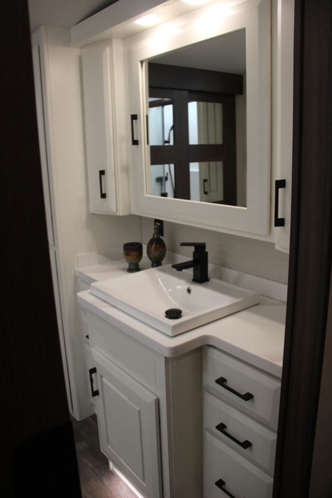 2025 DRV Mobile Suites Luxury 41 RKDB (8967) – Image 64