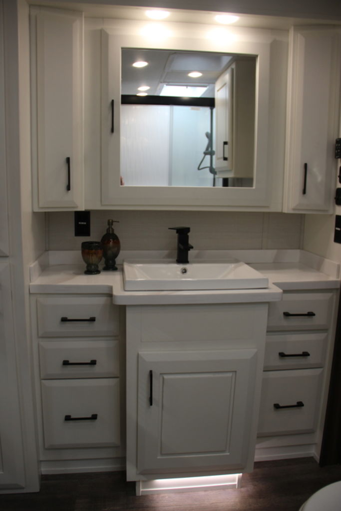 2025 DRV Mobile Suites Luxury 41 RKDB (8967) – Image 58