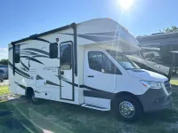 2019 Jayco Melbourne Class C Motorhome – Image 6