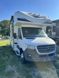 2019 Jayco Melbourne Class C Motorhome – Image 5