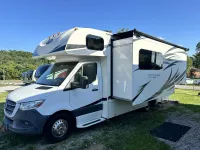 2019 Jayco Melbourne Class C Motorhome – Image 3