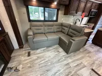 2020 DRV Mobile Suites 44 Sante Fe (5740) – Image 167