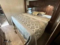 2020 DRV Mobile Suites 44 Sante Fe (5740) – Image 165