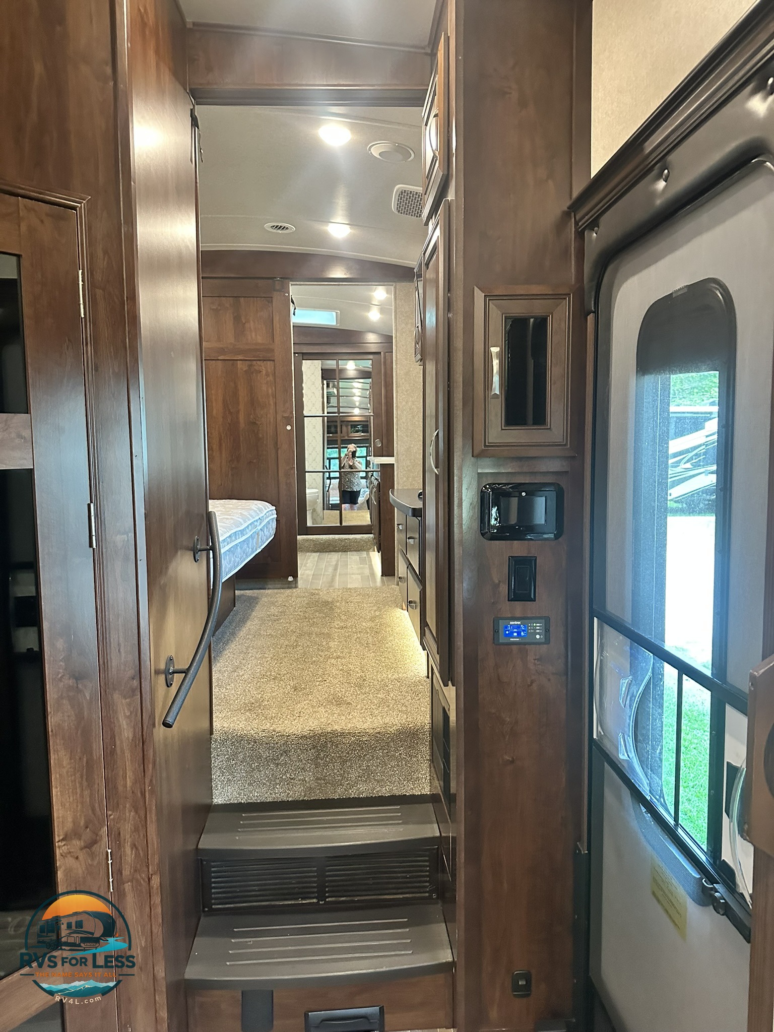 2018 Jayco Pinnacle 36FBTS – Image 31
