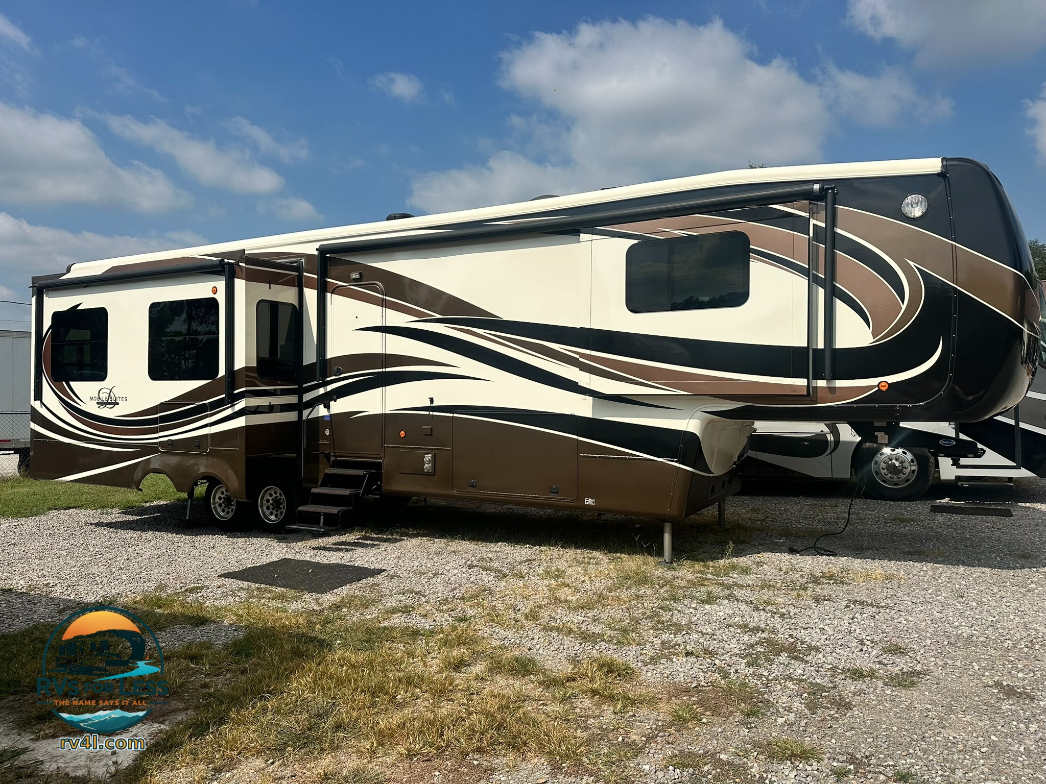 2016 DRV Mobile Suite Estate 39RESB3 – Image 2